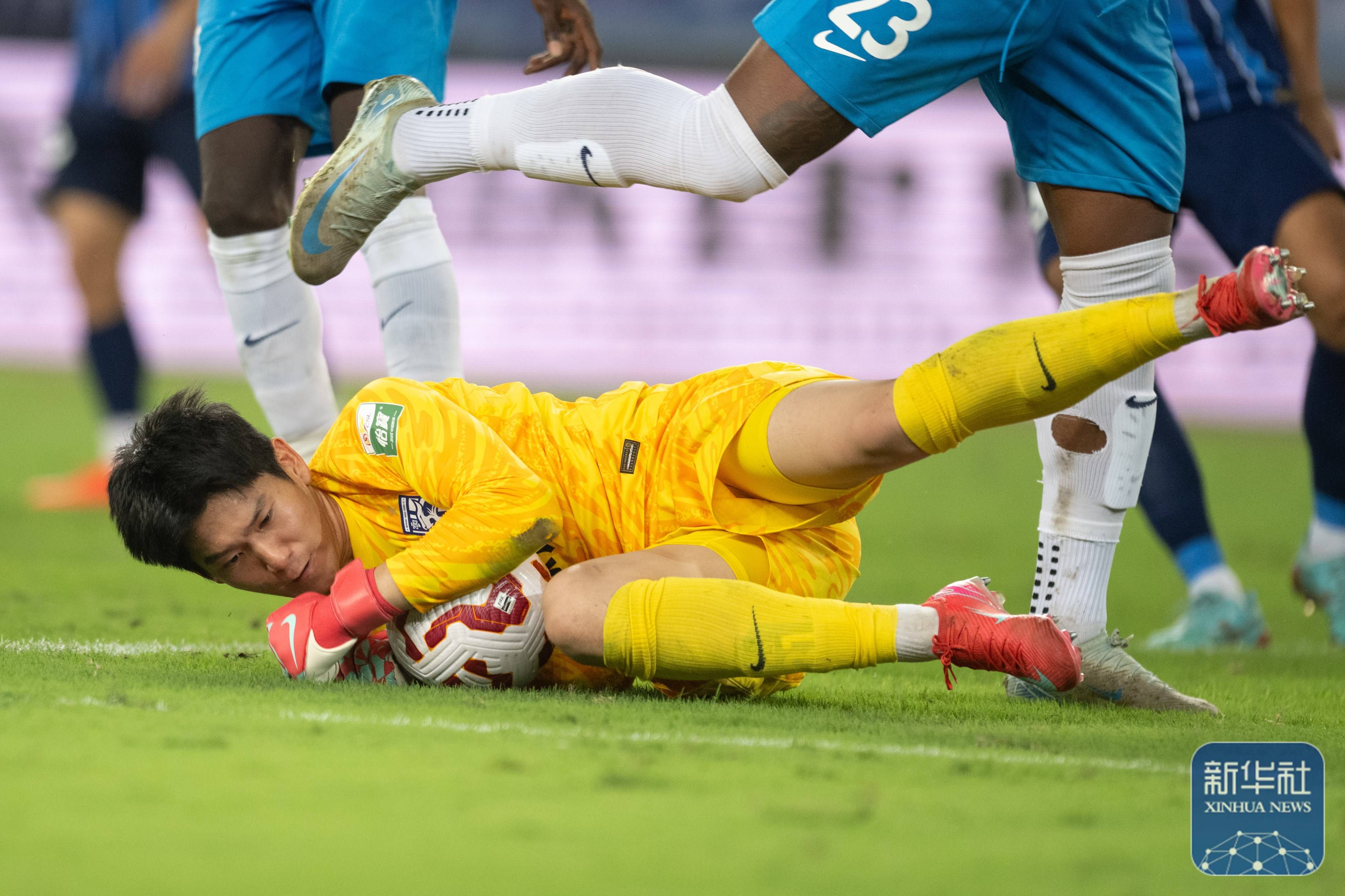 奋并非空穴 奋并非空穴