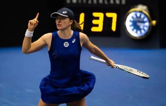 由于领先优 由于领先优