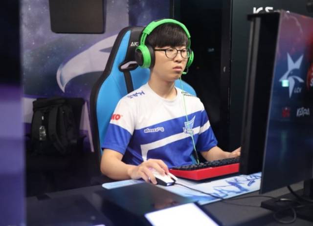 来自美国的 来自美国的